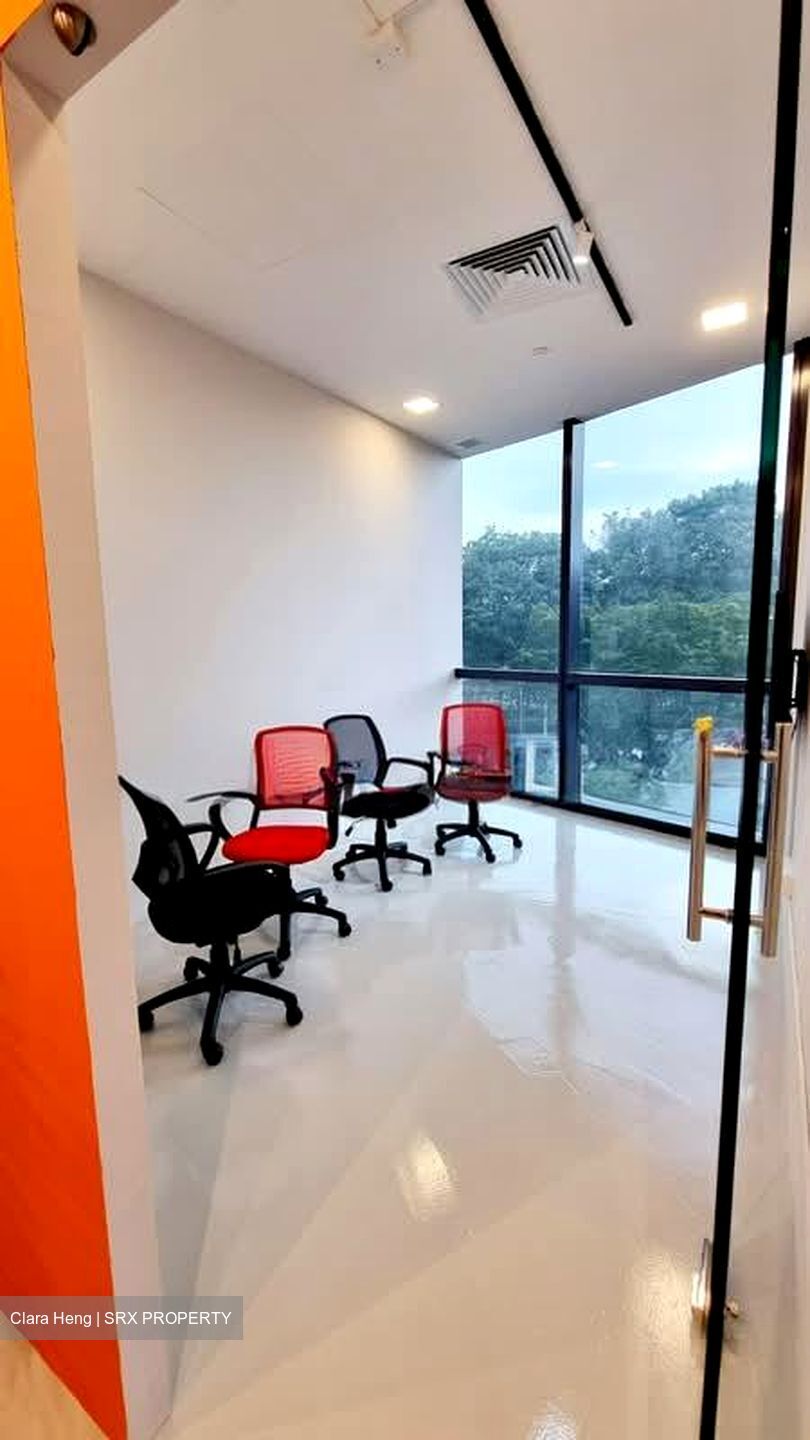 Woods Square (D25), Office #577377341